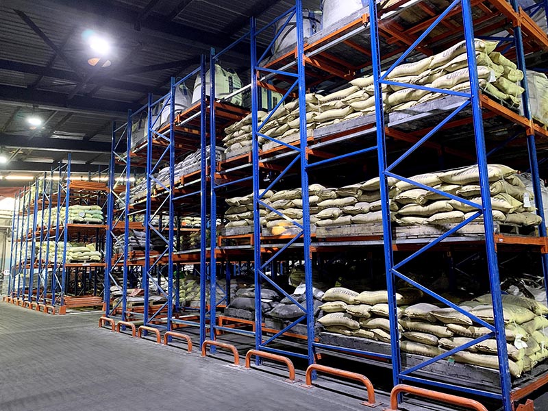 Warehouse pallet rack benefits